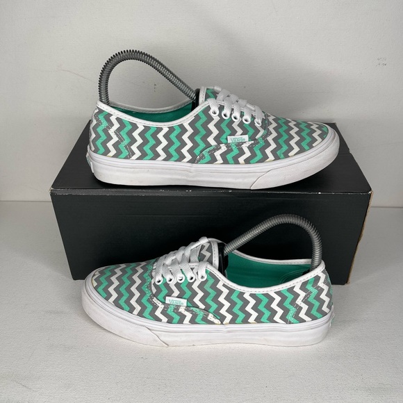 Vans Authentic Zig Zag Pattern - Picture 1 of 8